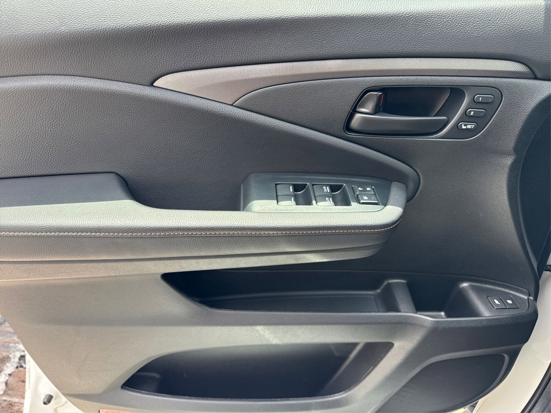 Used 2022 Honda Pilot TrailSport image 23