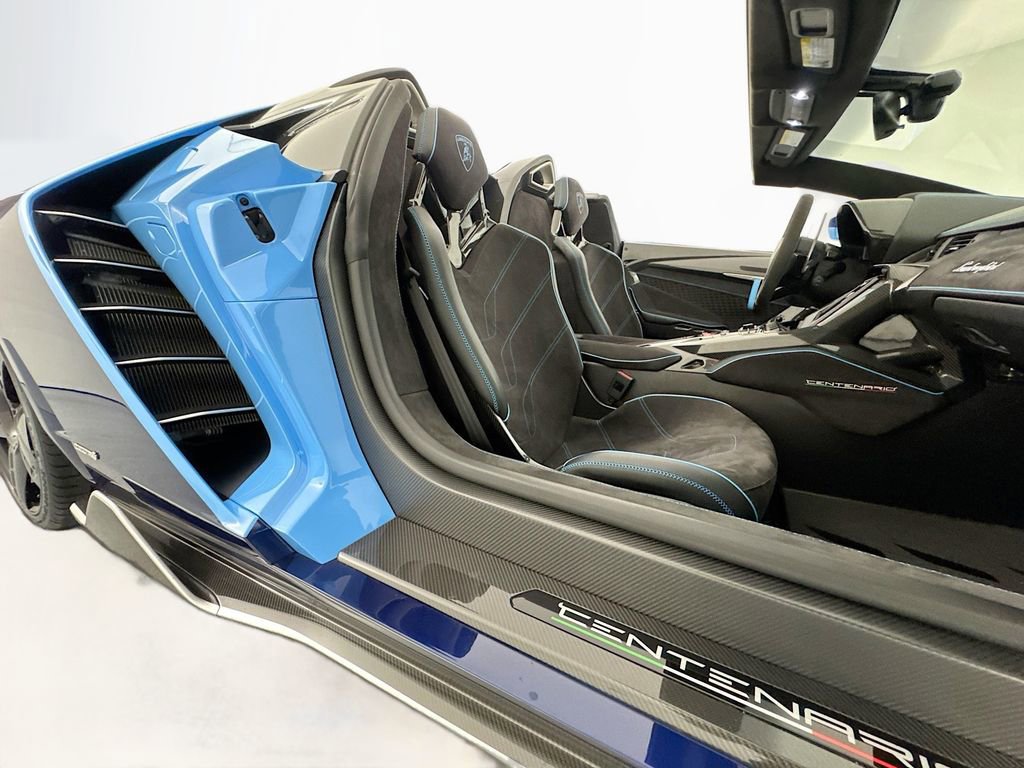 Used 2017 Lamborghini Centenario LP 770-4 image 29