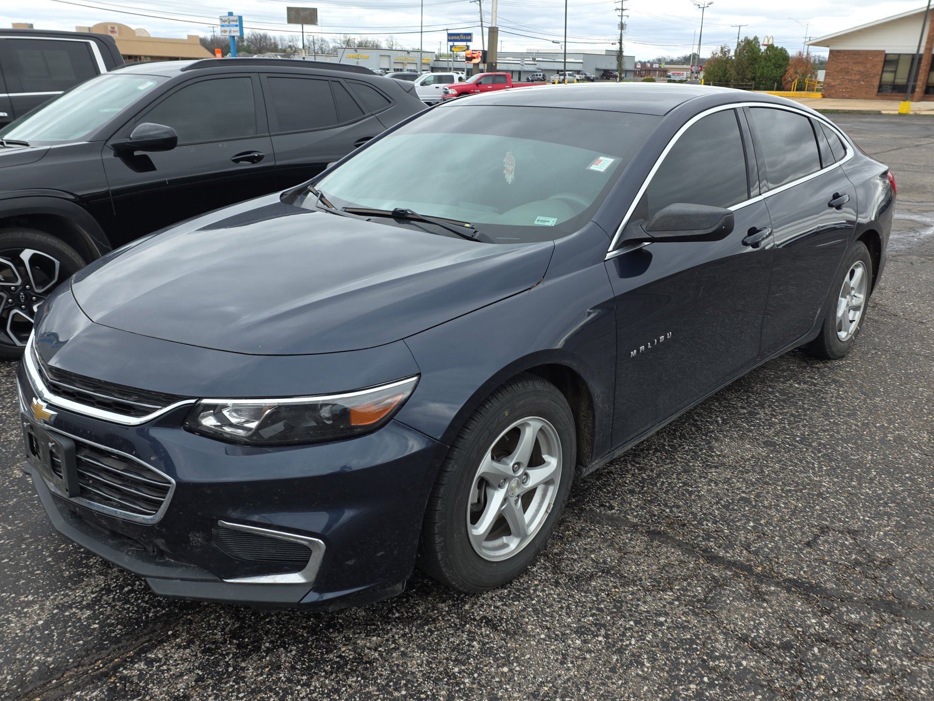 Used 2016 Chevrolet Malibu LS image 3