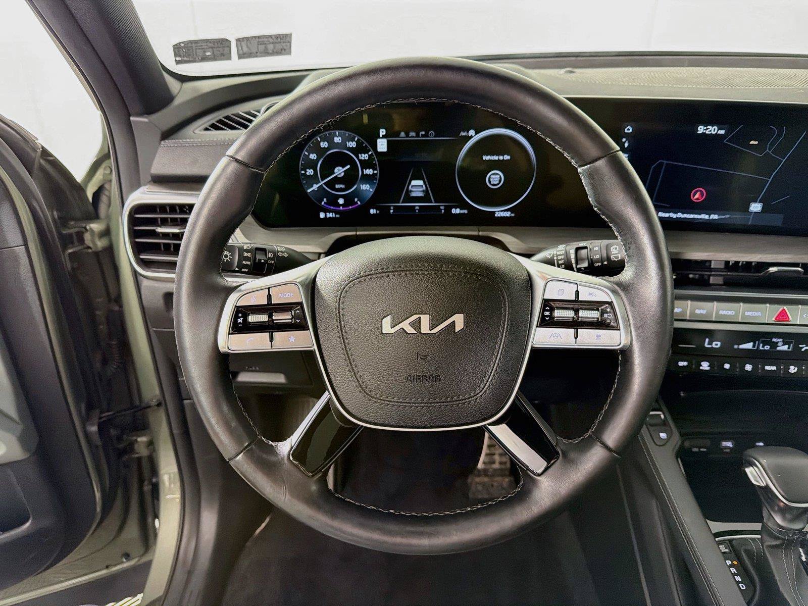 Used 2023 Kia Telluride SX X-Line AWD/4WD image 3