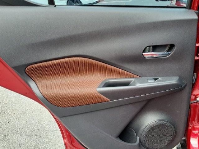 Used 2023 Nissan Kicks SR FWD image 10