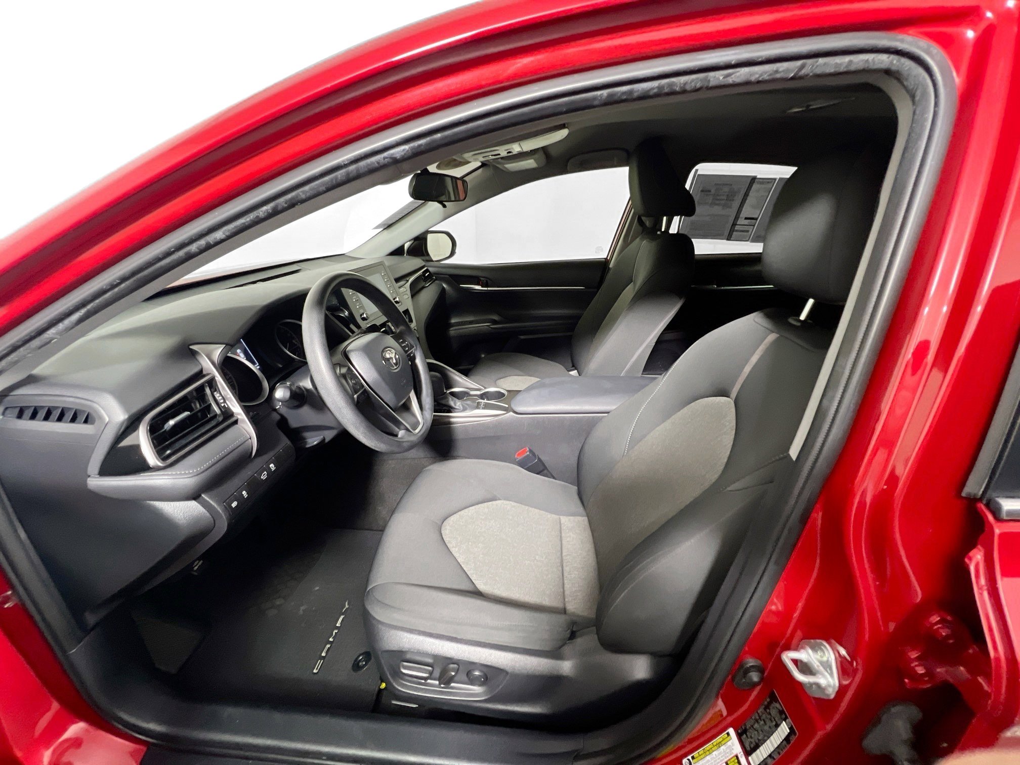 Used 2023 Toyota Camry LE image 13