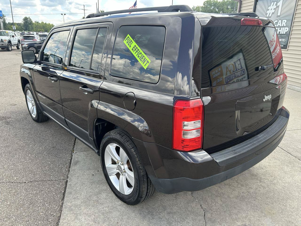 Used 2014 Jeep Patriot Latitude FWD image 7