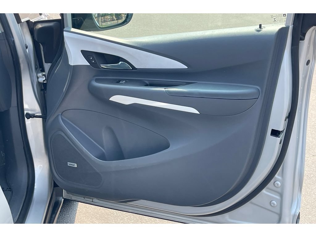 Used 2017 Chevrolet Bolt Premier w/ Driver Confidence II Package FWD image 20