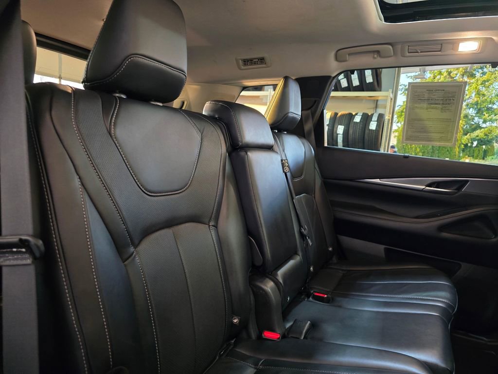 Used 2023 INFINITI QX60 Luxe w/ Cargo Package image 29