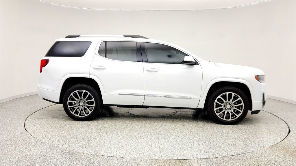 Used 2023 GMC Acadia Denali AWD/4WD image 4
