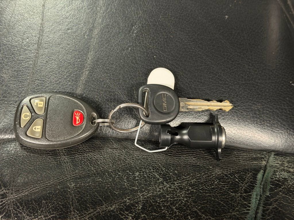 Used 2013 GMC Sierra 2500 SLE w/ SLE Preferred Package image 28