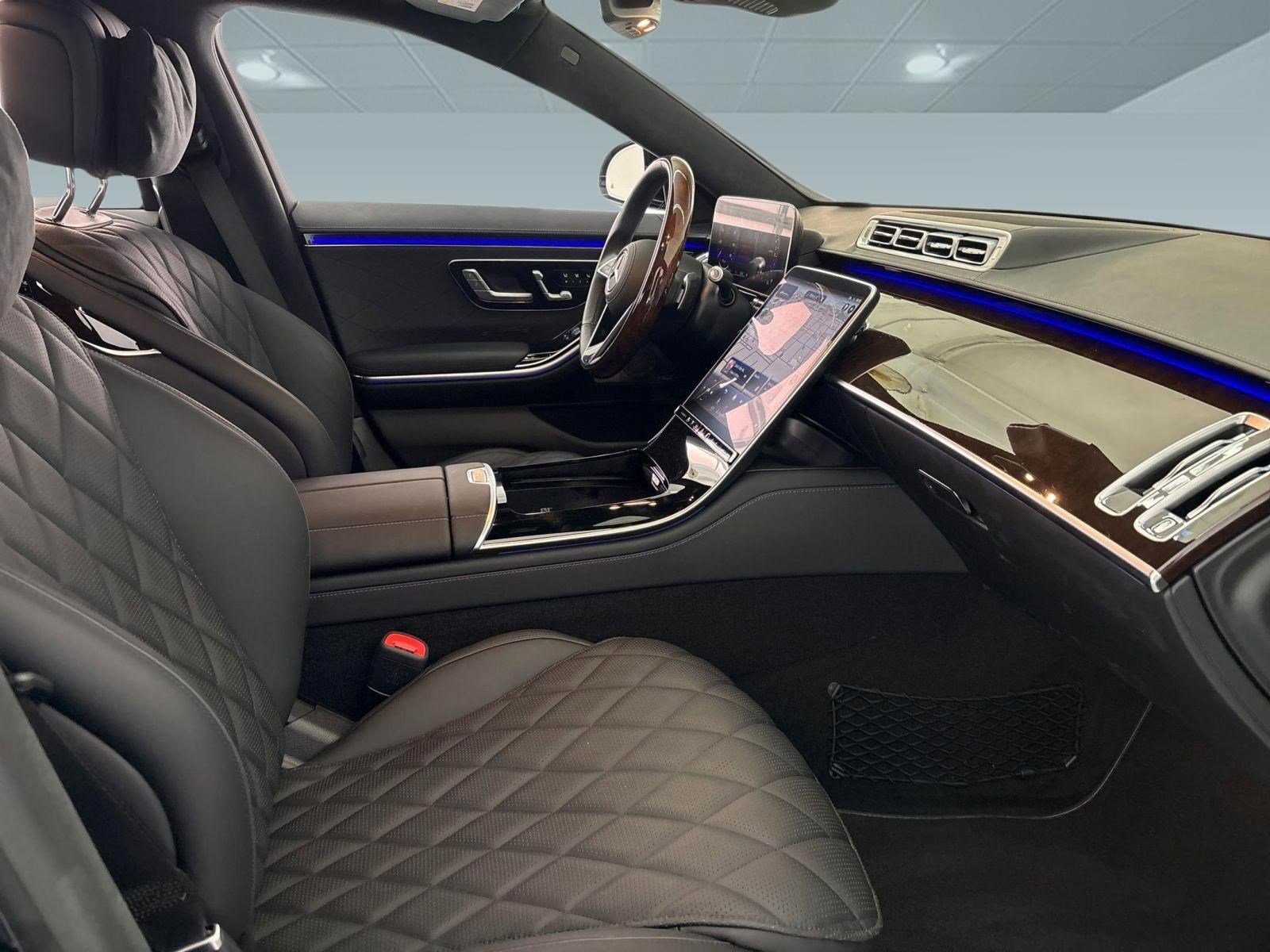 Used 2024 Mercedes-Benz S 580e 4MATIC Sedan image 16