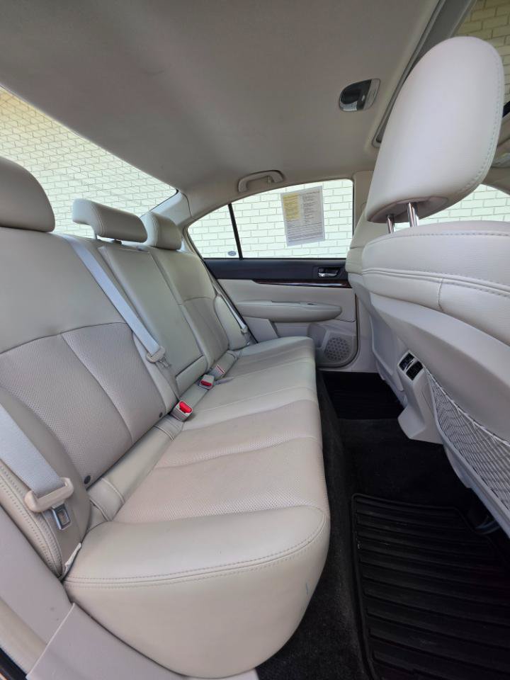 Used 2014 Subaru Legacy 2.5i Limited AWD/4WD image 13