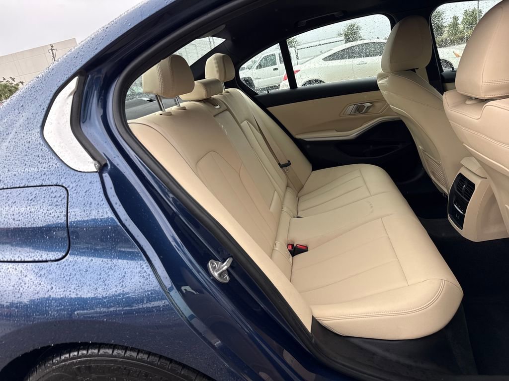 Used 2021 BMW 330i Sedan w/ Convenience Package image 27