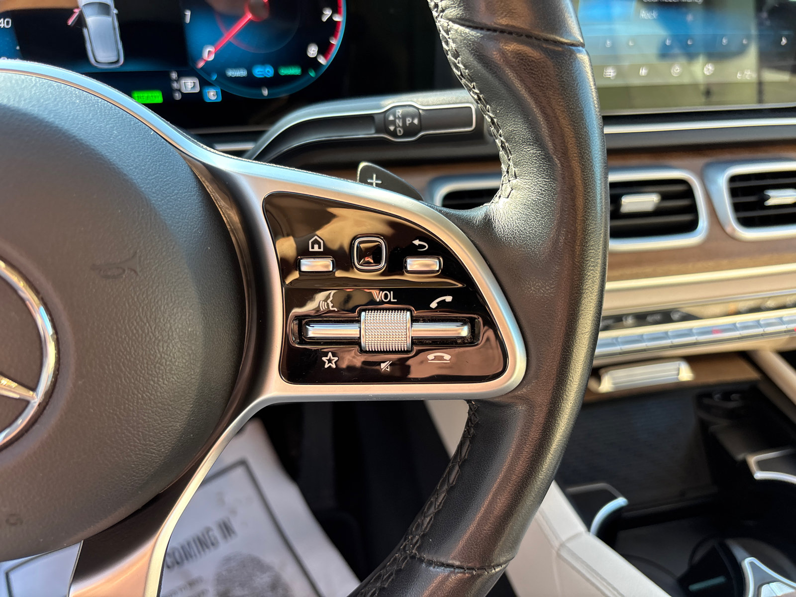 Used 2023 Mercedes-Benz GLE 450 4MATIC image 18