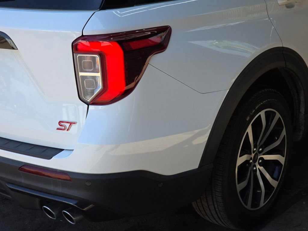 Used 2020 Ford Explorer ST image 35