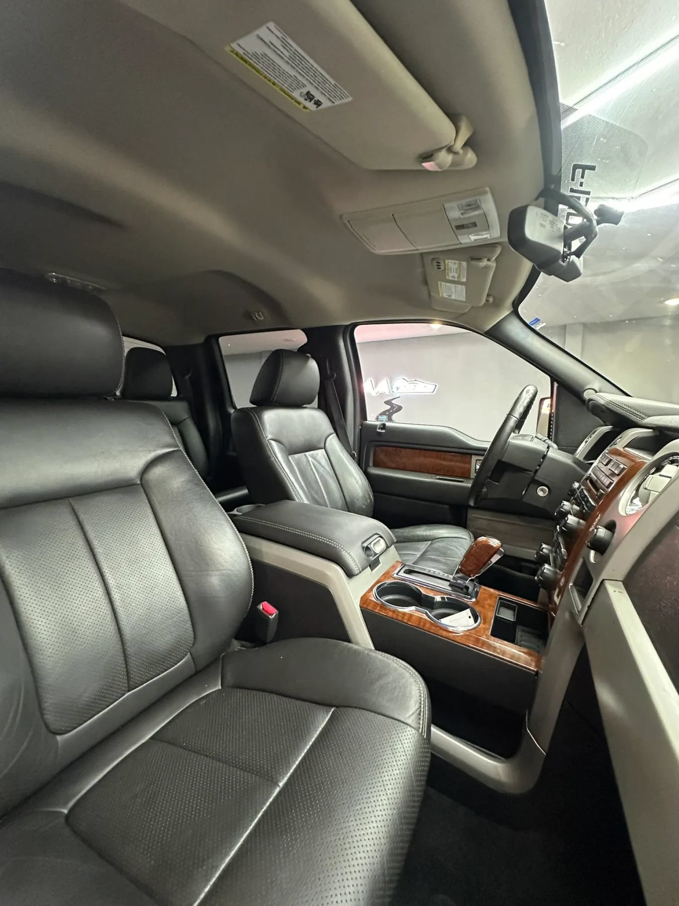Used 2010 Ford F150 Lariat AWD/4WD image 34