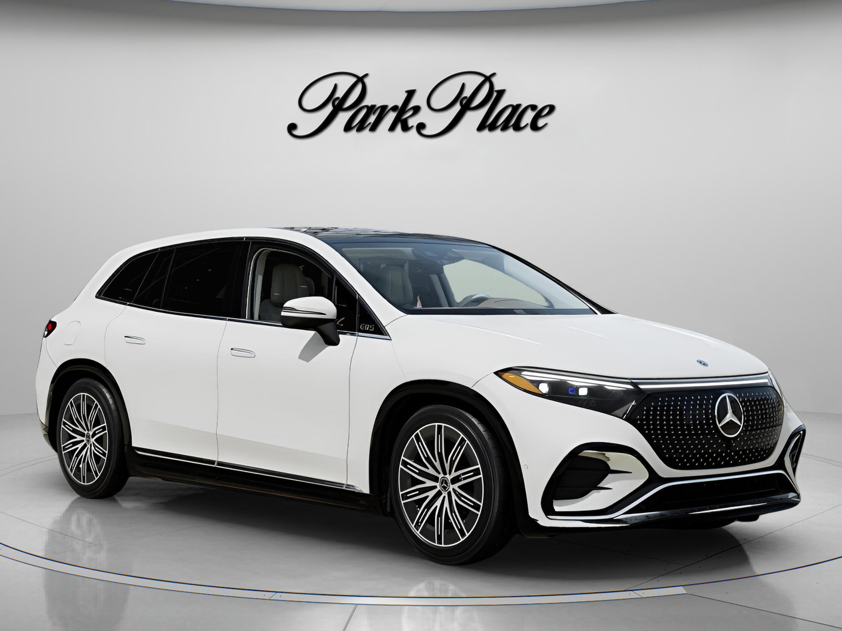 Used 2023 Mercedes-Benz EQS 580 4MATIC SUV image 32