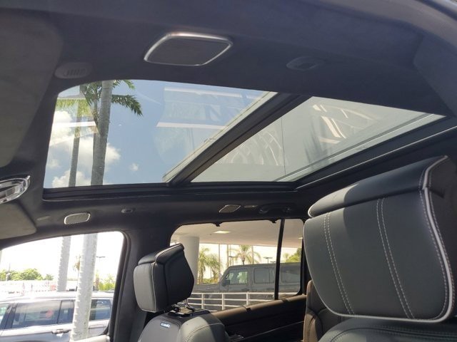 New 2023 Jeep Grand Wagoneer Series II w/ Premium Group II AWD/4WD image 13