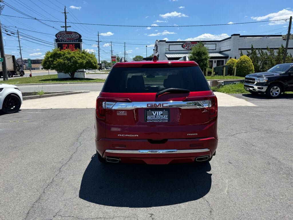 Used 2023 GMC Acadia Denali AWD/4WD image 6
