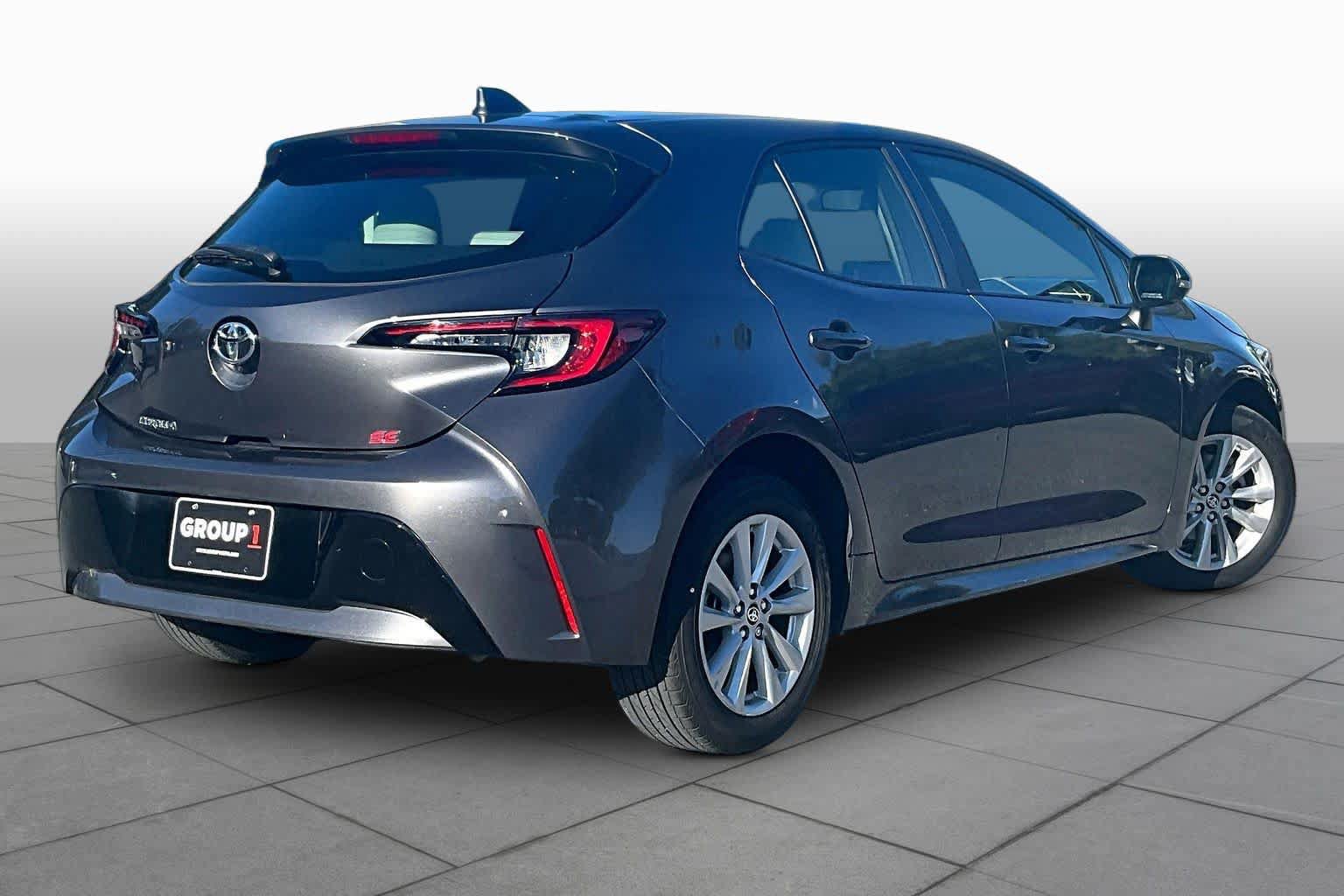 Used 2023 Toyota Corolla SE FWD image 13