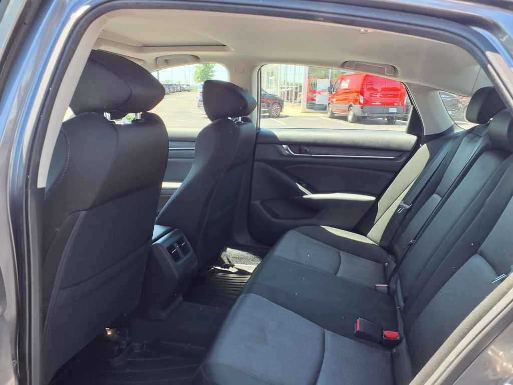 Used 2019 Honda Accord EX image 21