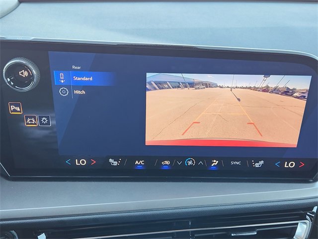 New 2026 Chevrolet Traverse LT image 19