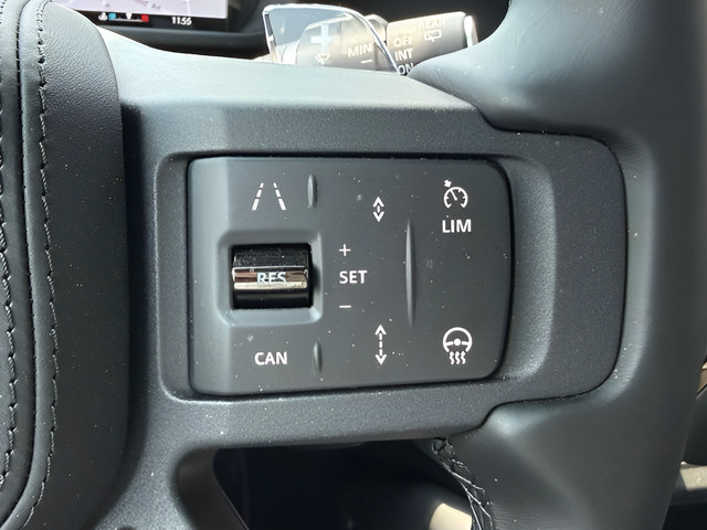 Certified 2026 Land Rover Defender 110 OCTA AWD/4WD image 57