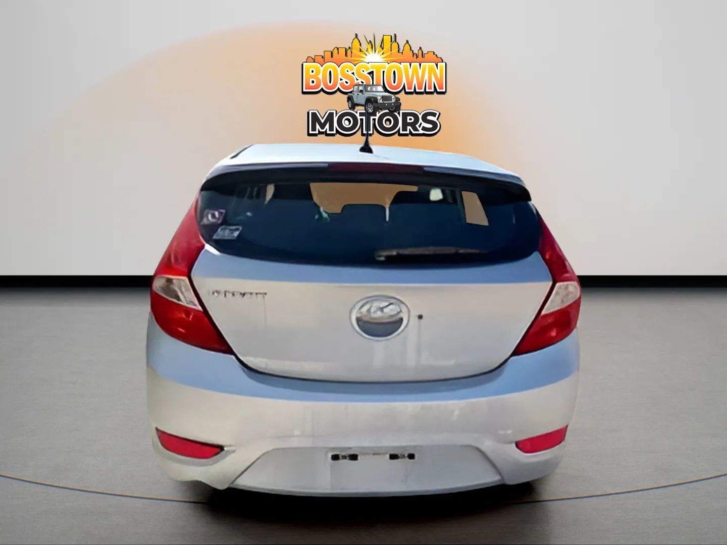 Used 2013 Hyundai Accent SE image 4