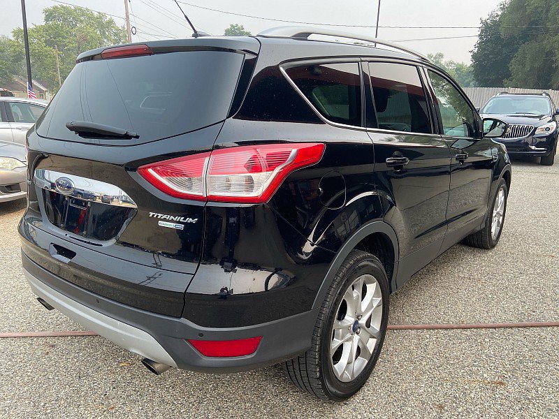 Used 2016 Ford Escape Titanium AWD/4WD image 5