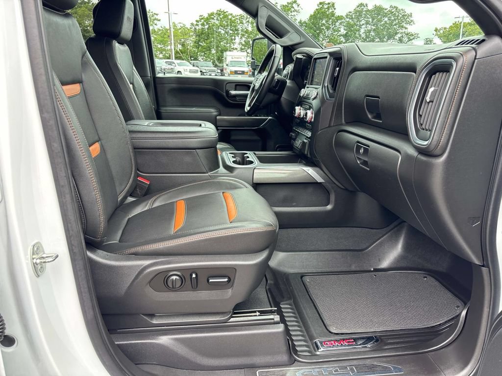 Used 2021 GMC Sierra 2500 AT4 w/ Snow Plow Prep/Camper Package AWD/4WD image 21