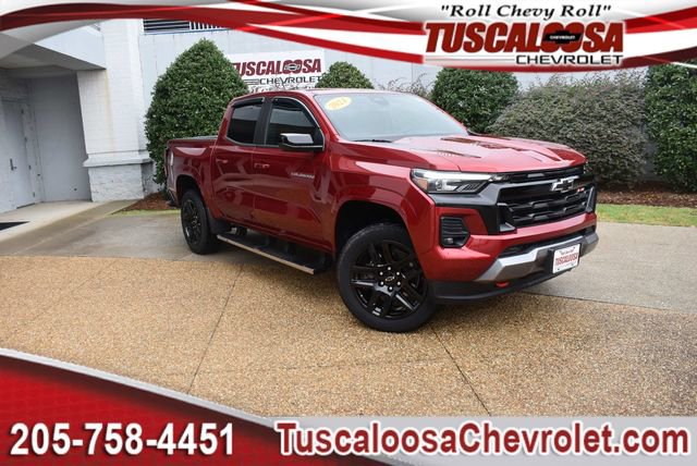 Used 2024 Chevrolet Colorado Z71 w/ Z71 Convenience Package 2