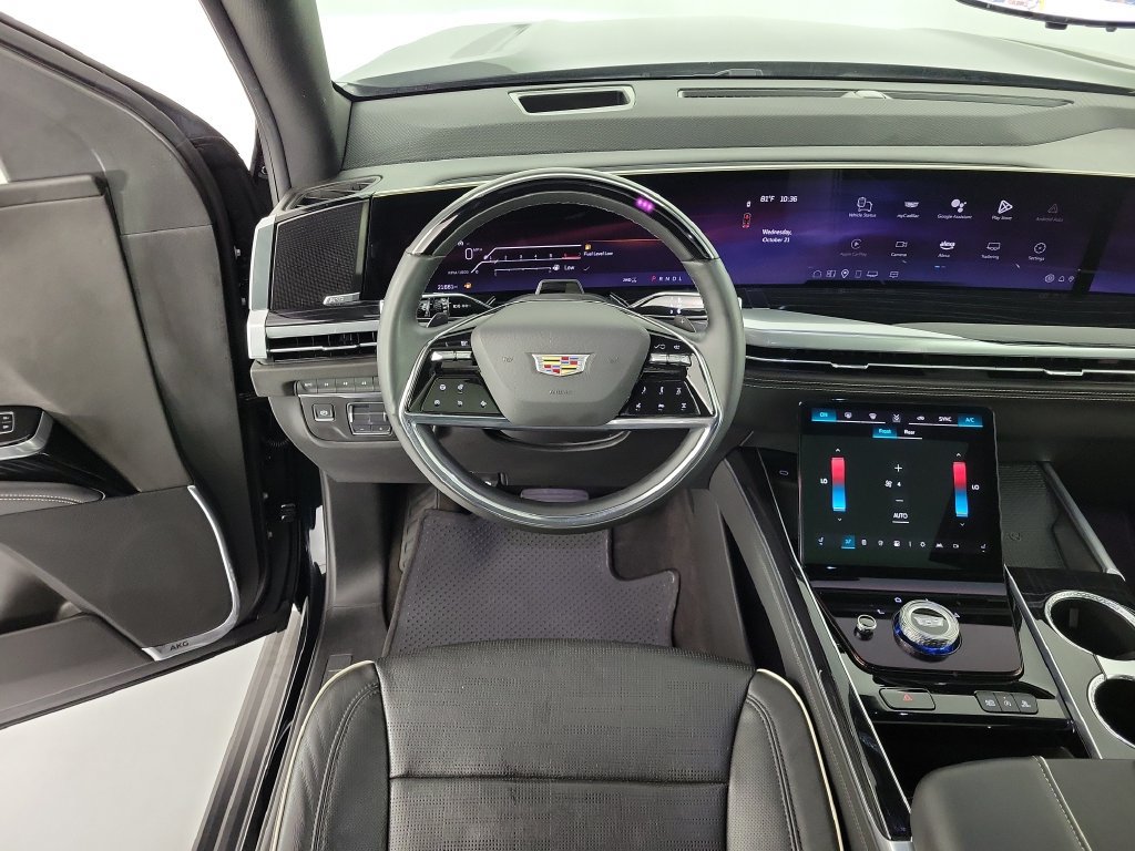 Used 2025 Cadillac Escalade ESV Sport AWD/4WD image 18