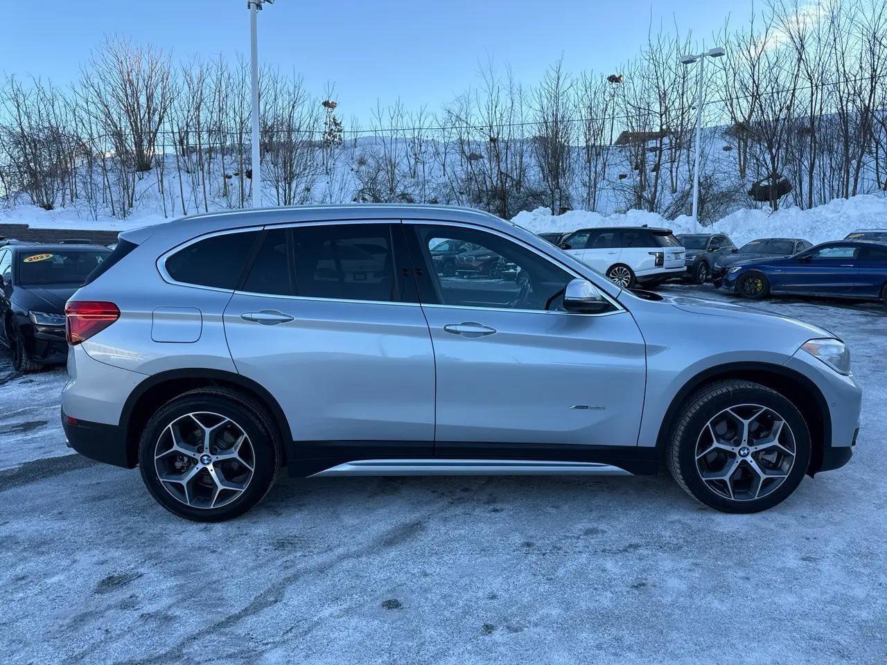 Used 2017 BMW X1 xDrive28i AWD/4WD image 12