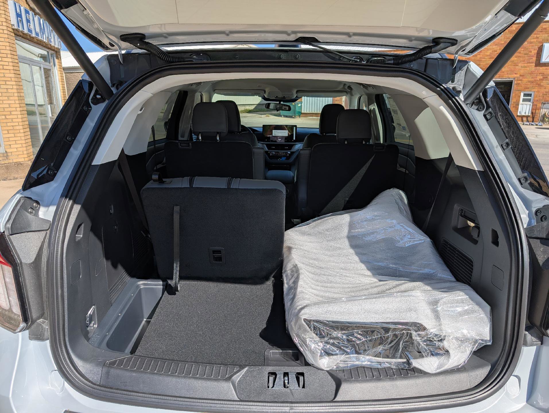 New 2025 Ford Explorer Active image 9