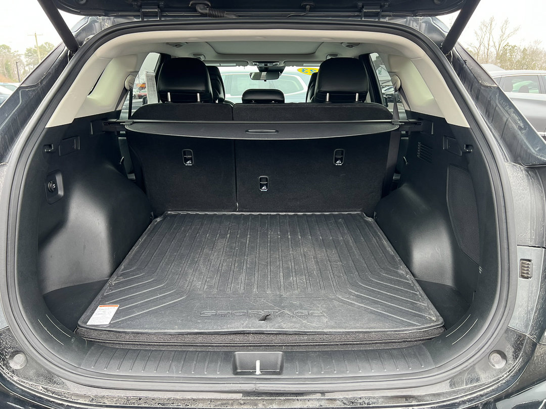 Used 2023 Kia Sportage SX image 6