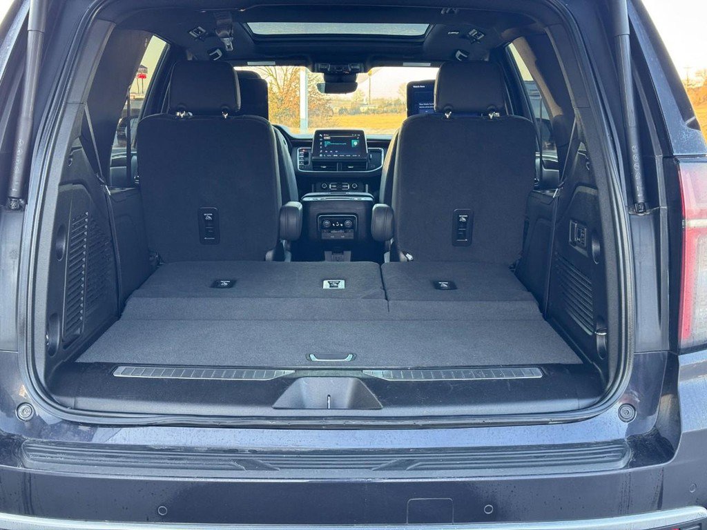 Used 2023 Chevrolet Tahoe High Country w/ Advanced Technology Package image 5