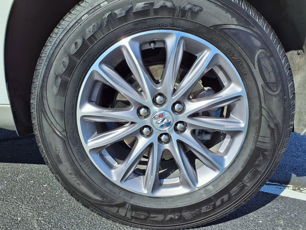Used 2023 Buick Enclave Essence w/ LPO, Floor Liner Package FWD image 36