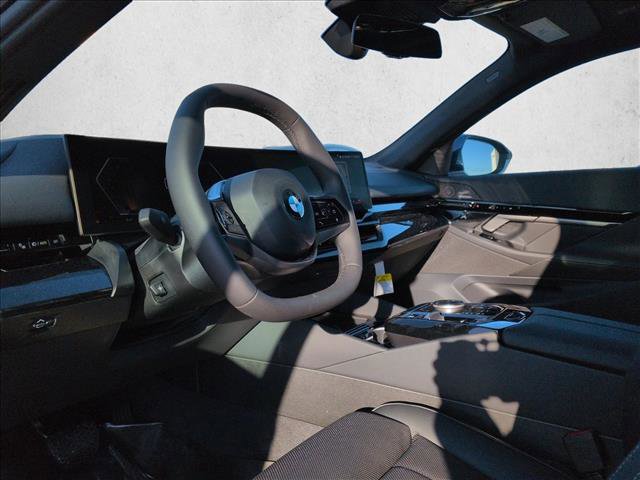 New 2026 BMW 530i xDrive video 3