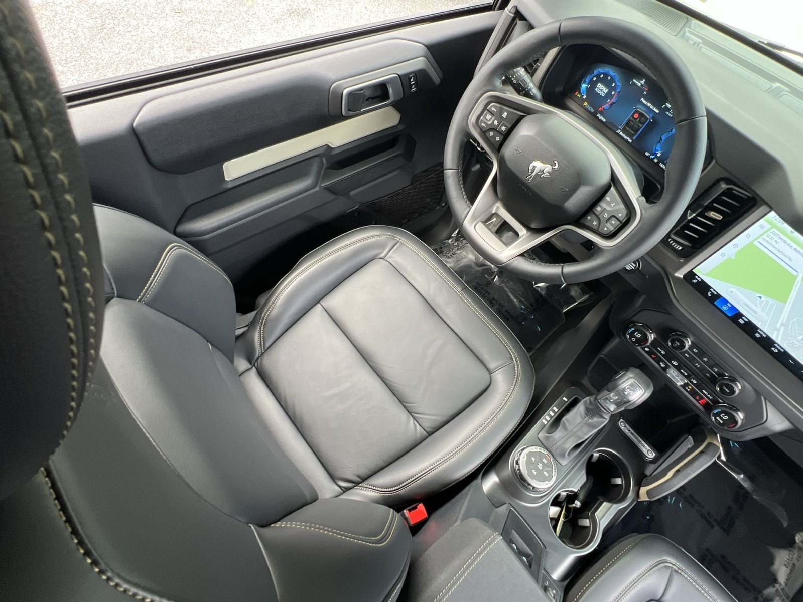 Used 2026 Ford Bronco Badlands AWD/4WD image 16