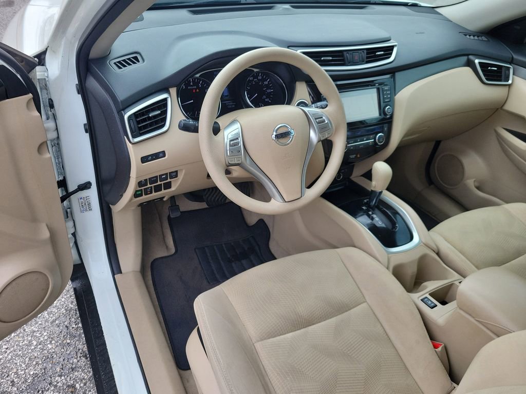 Used 2015 Nissan Rogue SV w/ SV Premium Package image 20