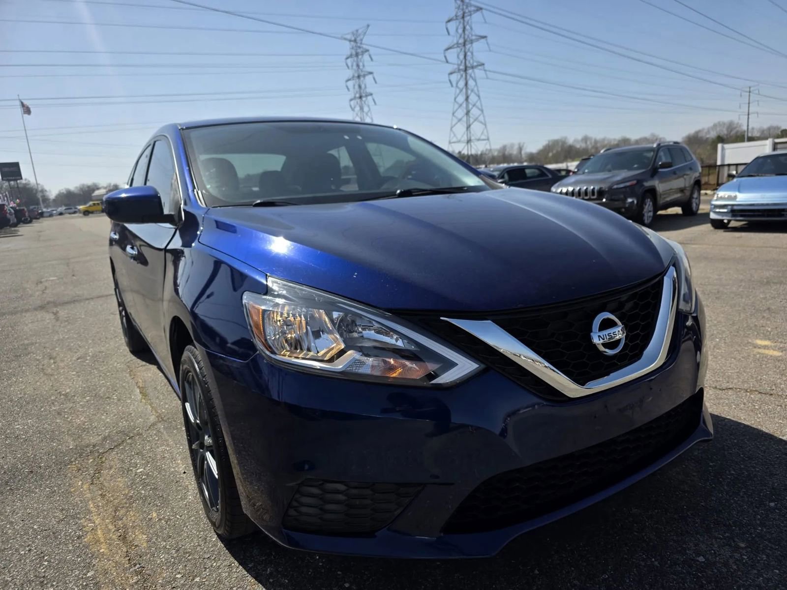 Used 2016 Nissan Sentra S image 11