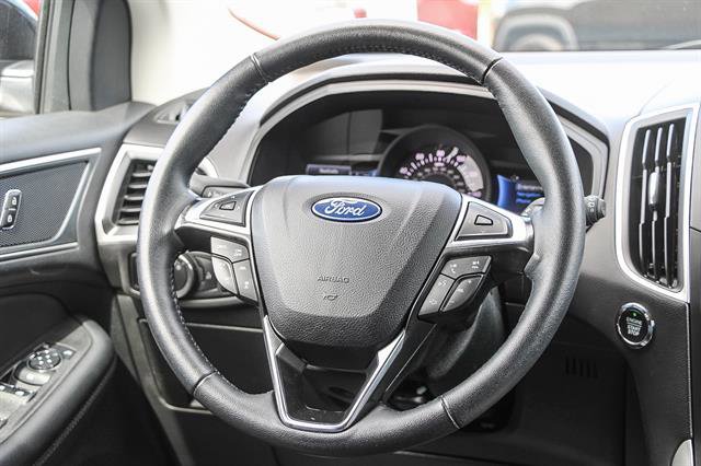 Used 2024 Ford Edge SEL image 15
