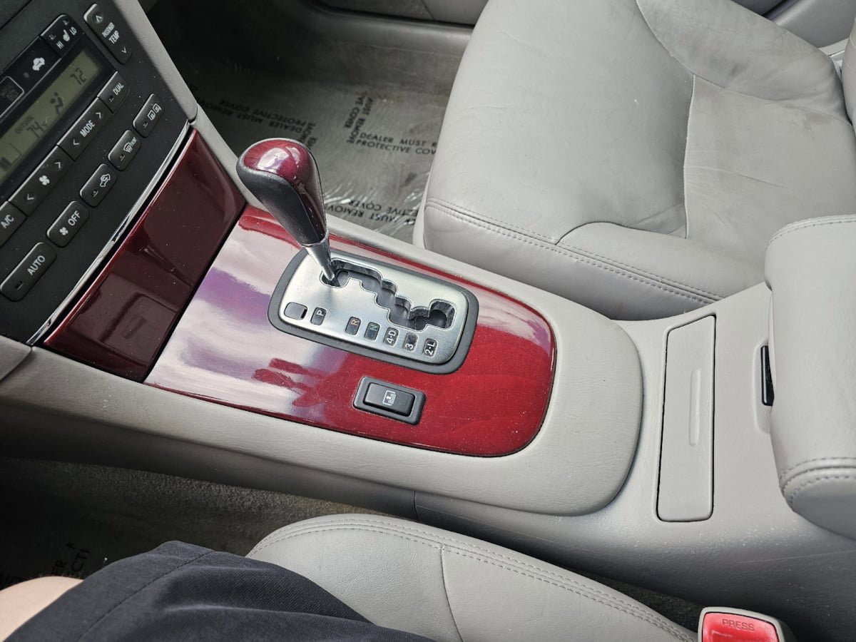 Used 2004 Lexus ES 330 FWD image 18