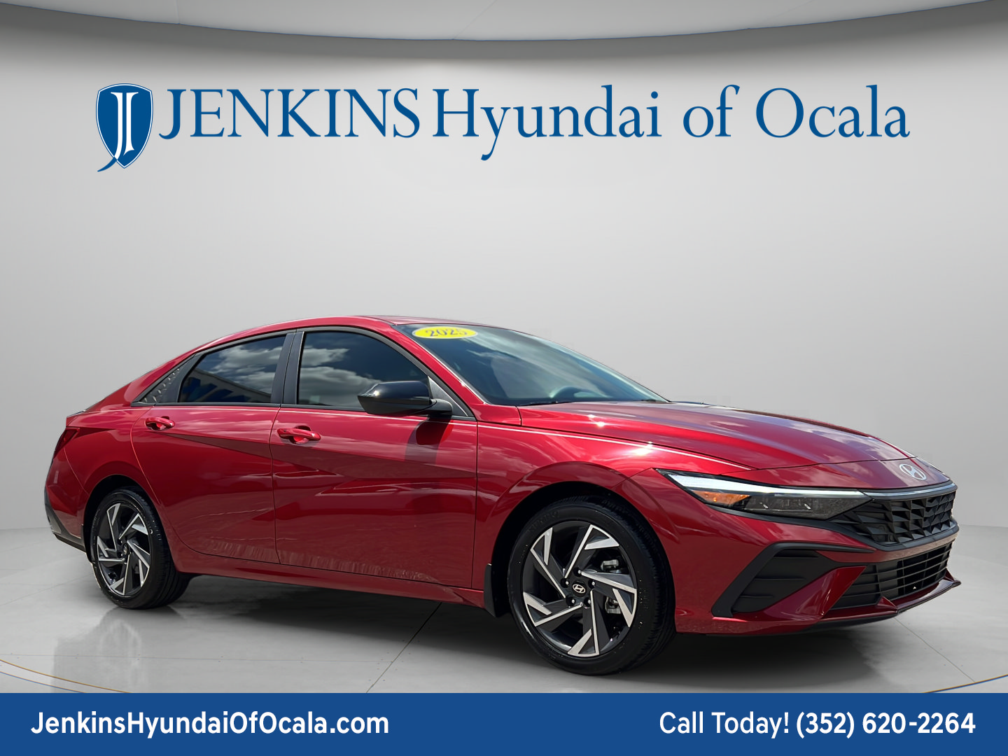Certified 2025 Hyundai Elantra Sport FWD image 1