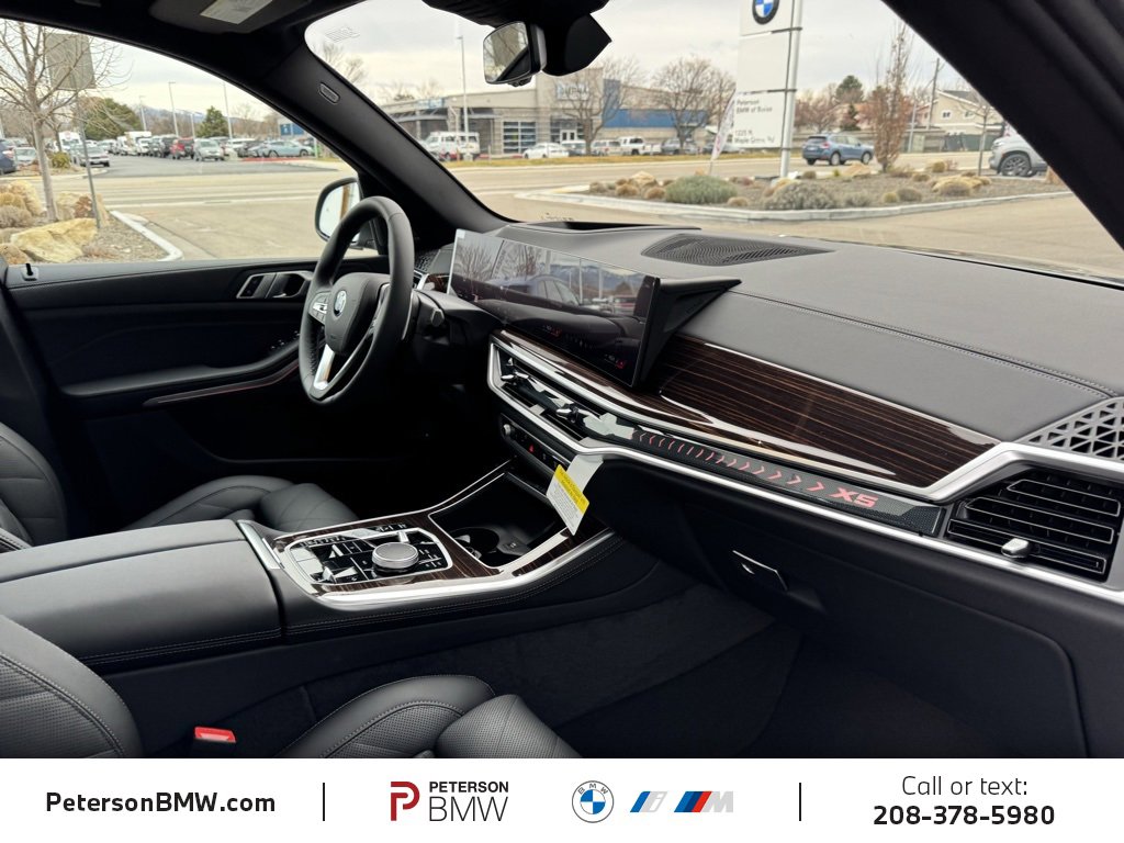 New 2026 BMW X5 xDrive50e image 18