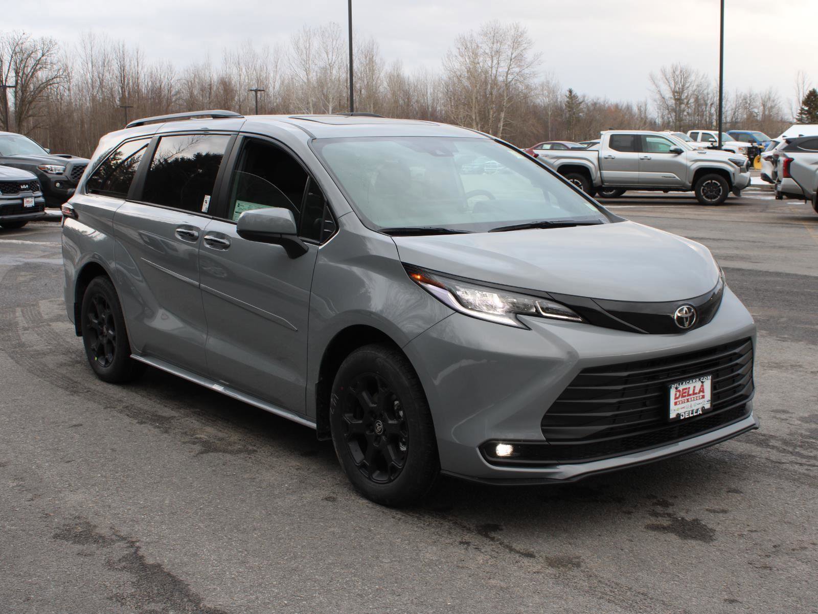 New 2026 Toyota Sienna XLE Woodland Edition image 3