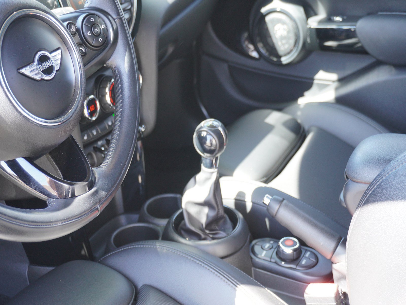 Used 2018 MINI Cooper S FWD image 21
