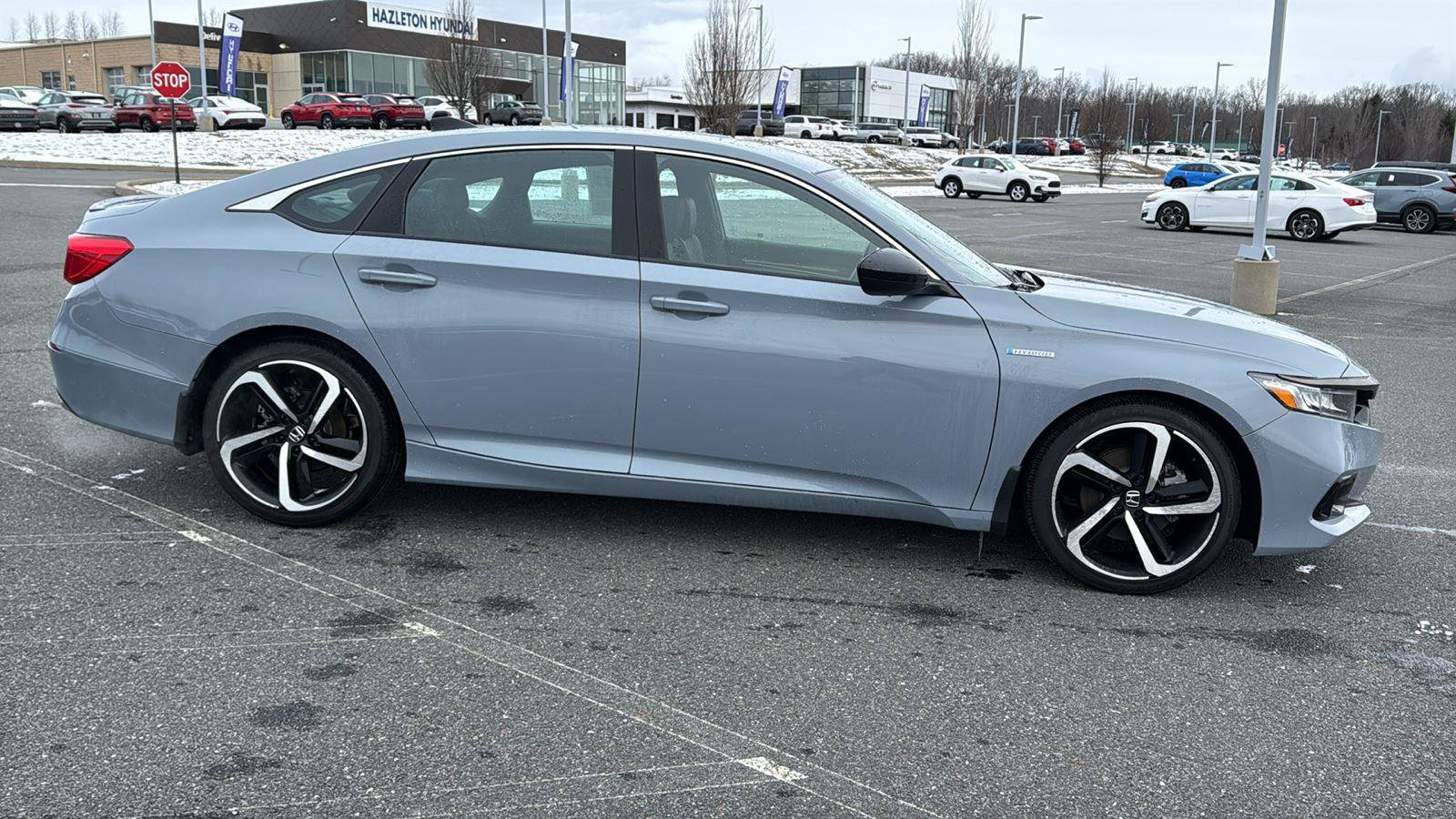 Used 2022 Honda Accord Sport image 4