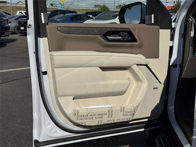 New 2026 GMC Yukon Denali image 6
