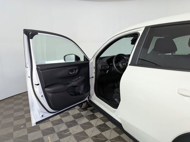 Certified 2024 Honda HR-V Sport image 15