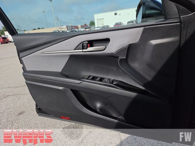 New 2026 Toyota Camry Hybrid AWD/4WD image 19