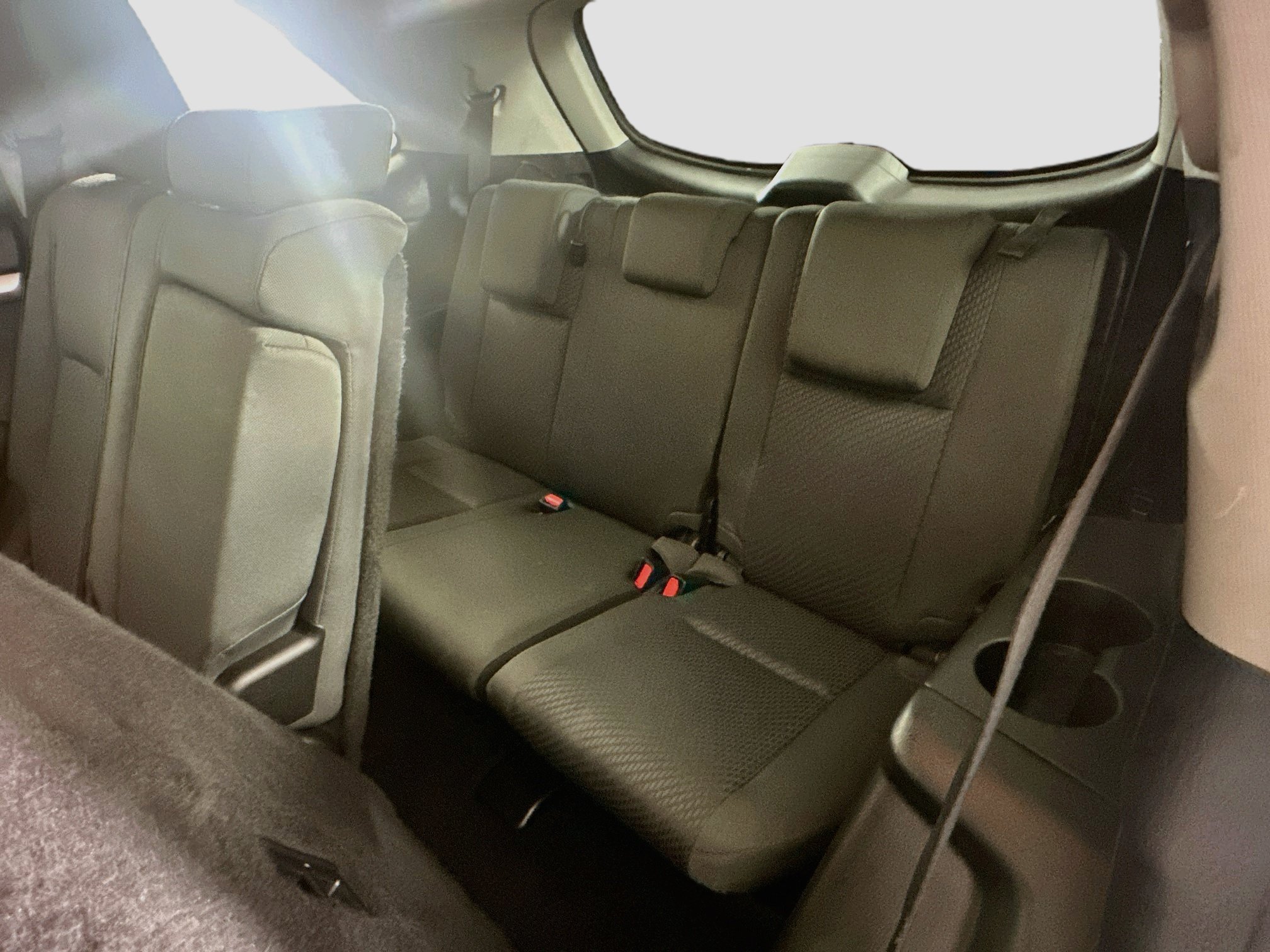 Used 2019 Toyota Highlander LE FWD image 28