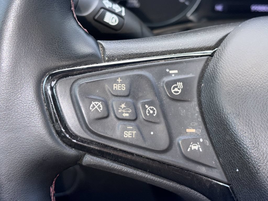 Used 2023 Chevrolet Equinox RS w/ RS Leather Package FWD image 23